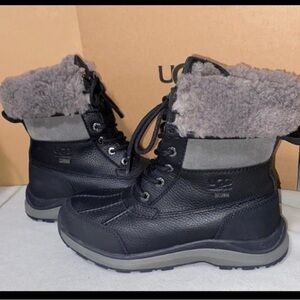 - UGG ADIRONDACK III BOOT